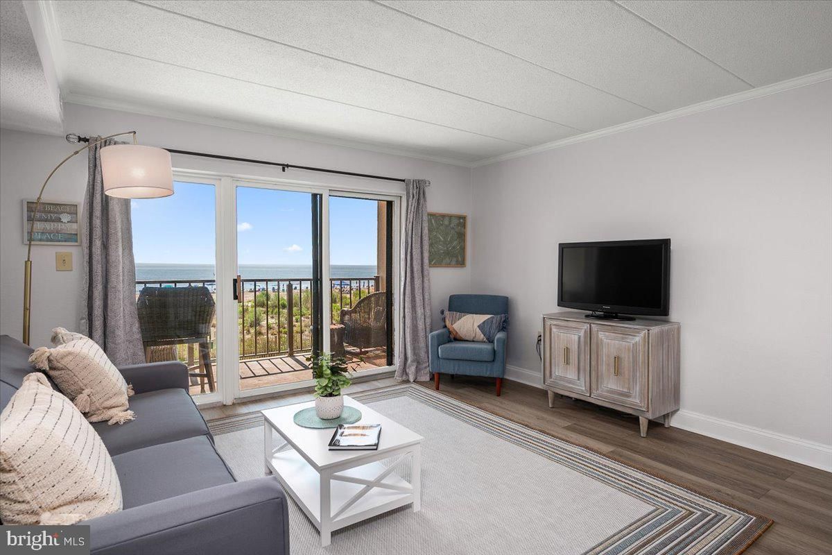 10002 COASTAL HIGHWAY #105 photograph