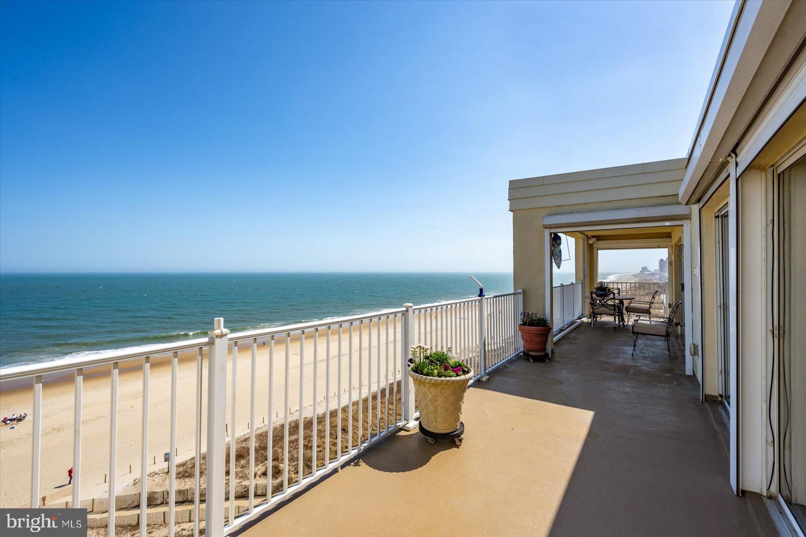 6201 ATLANTIC AVENUE #806 photograph