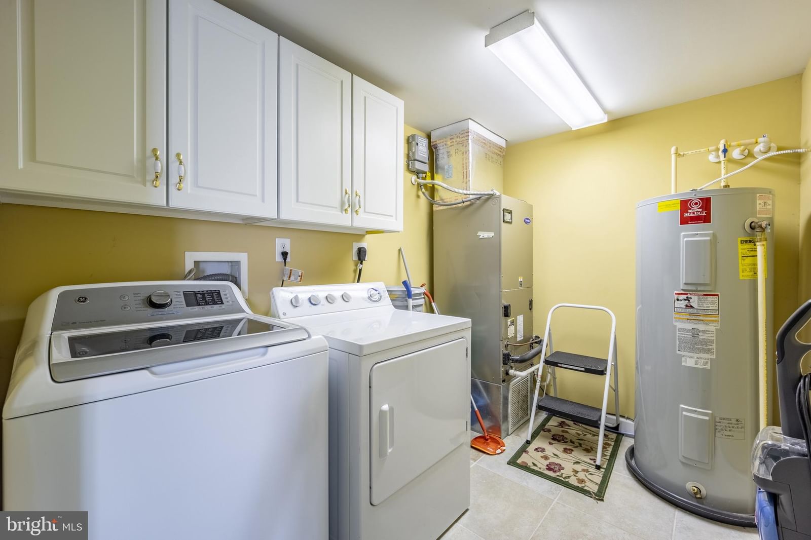 111 76TH STREET #101 photograph