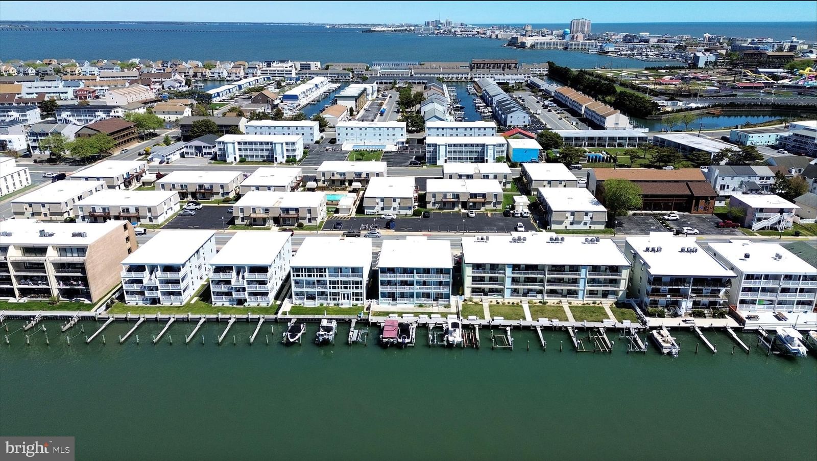 419 BAYSHORE DRIVE #101 photograph