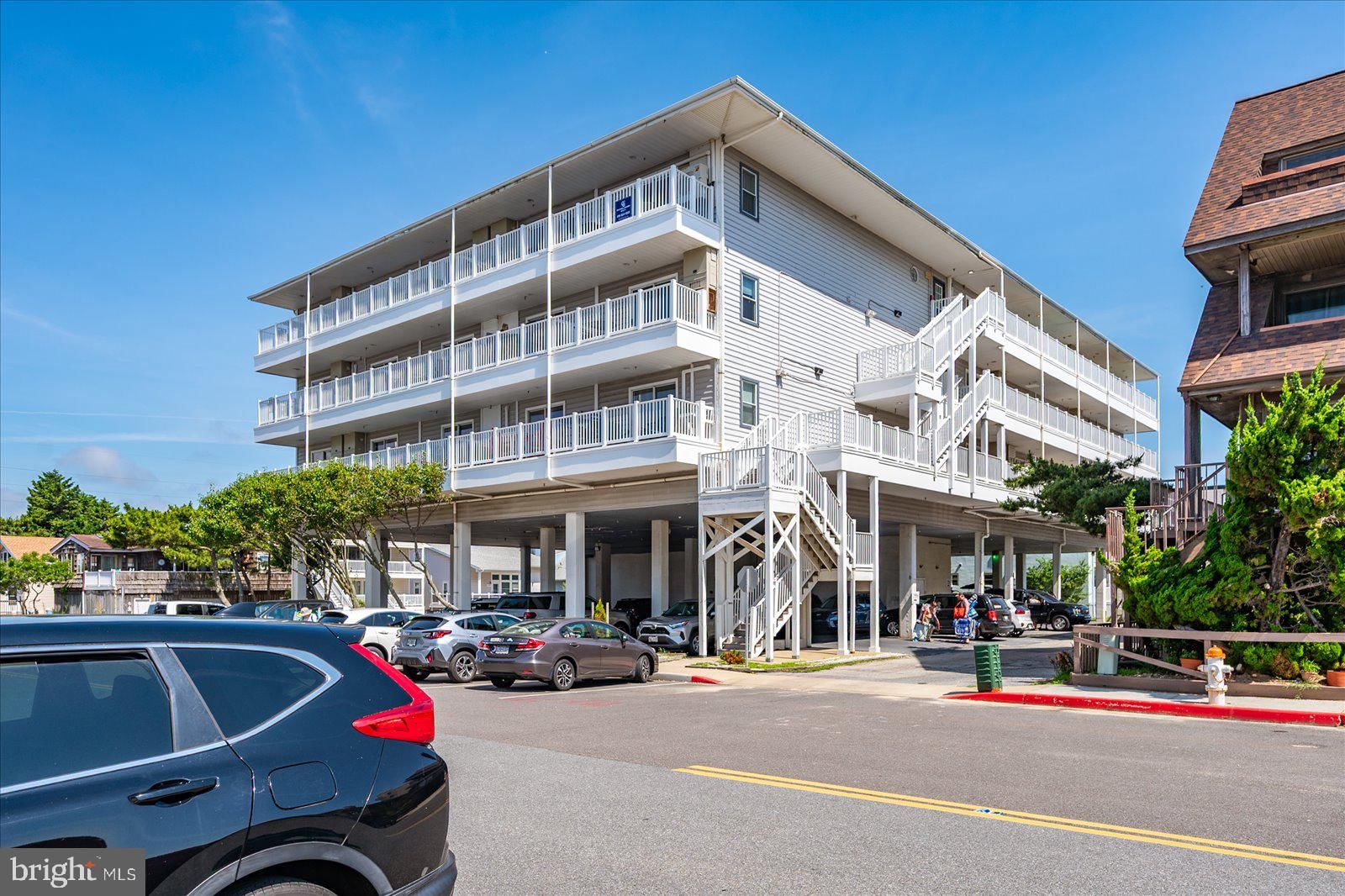 6 127TH STREET #306 photograph