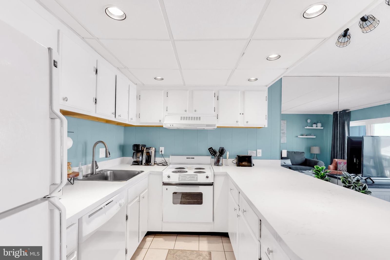 13 69TH STREET #310 photograph