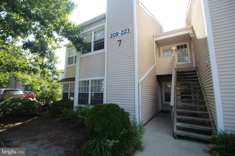 213 MEADOW RIDGE ROAD Unit 2
