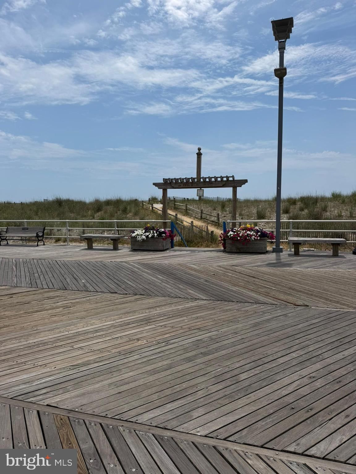 3501 BOARDWALK C211 photograph