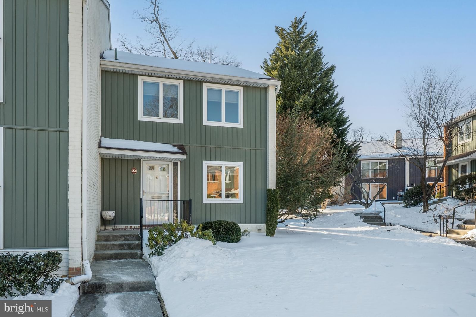 22 E CLOSE, MOORESTOWN 08057, NJ