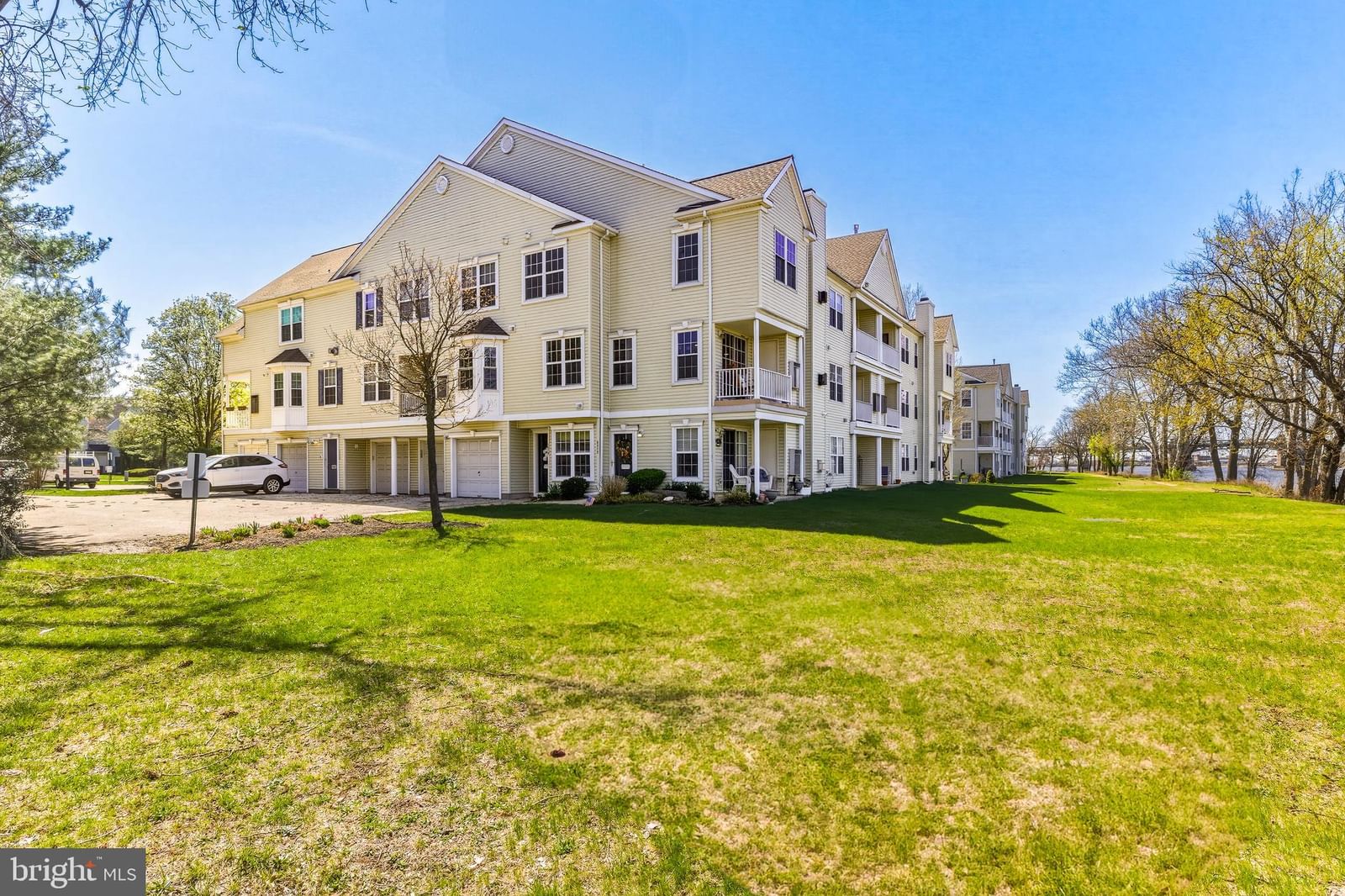 5210 RIVERFRONT DR, PALMYRA 08065, NJ