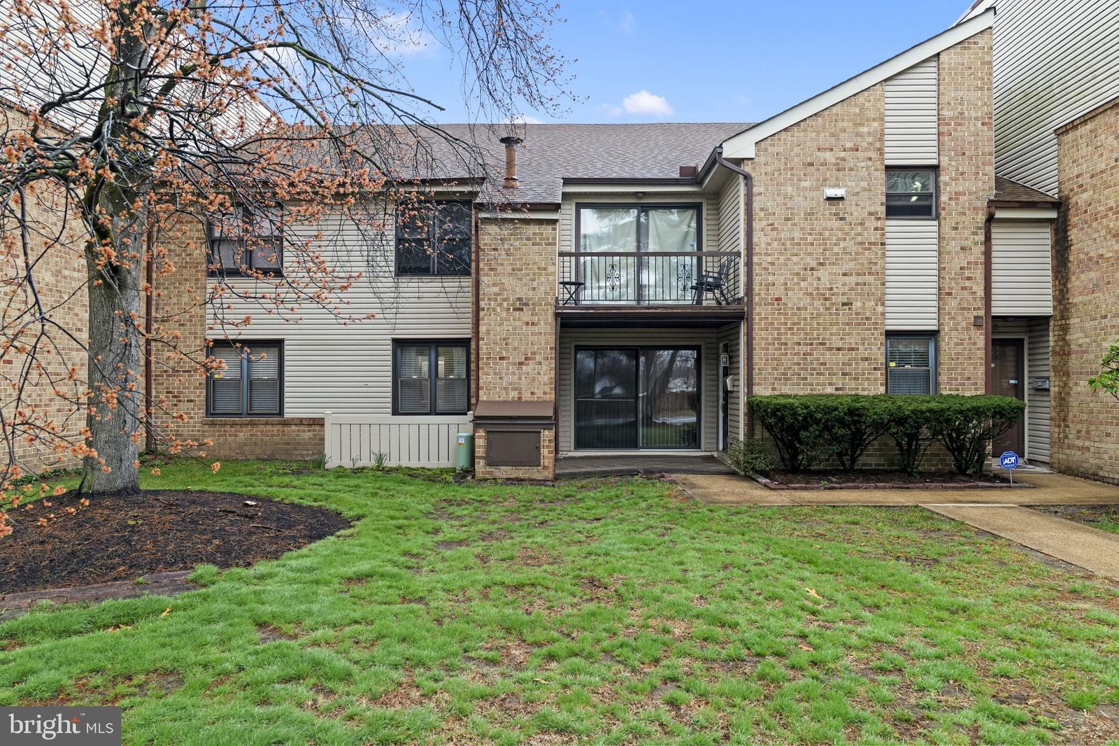 1475 MOUNT HOLLY, EDGEWATER PARK 08010, NJ