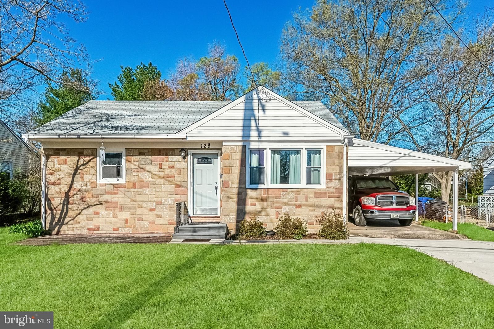 128 S COLES AVE, MAPLE SHADE 08052, NJ