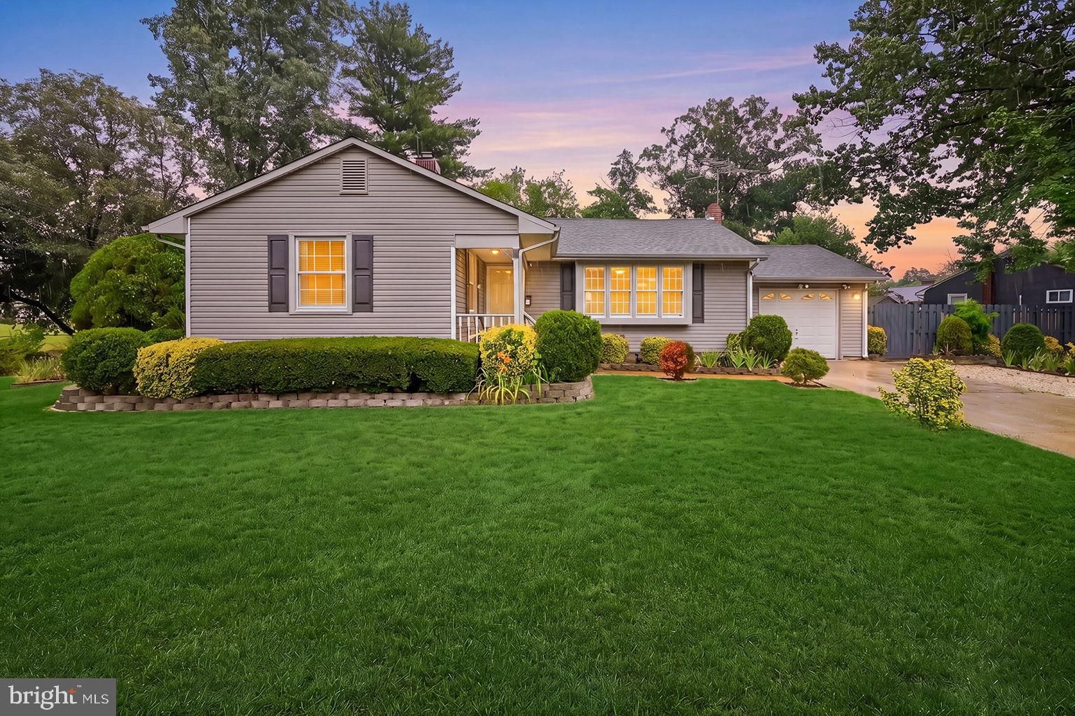 137 FAIRFAX DR, CINNAMINSON 08077, NJ