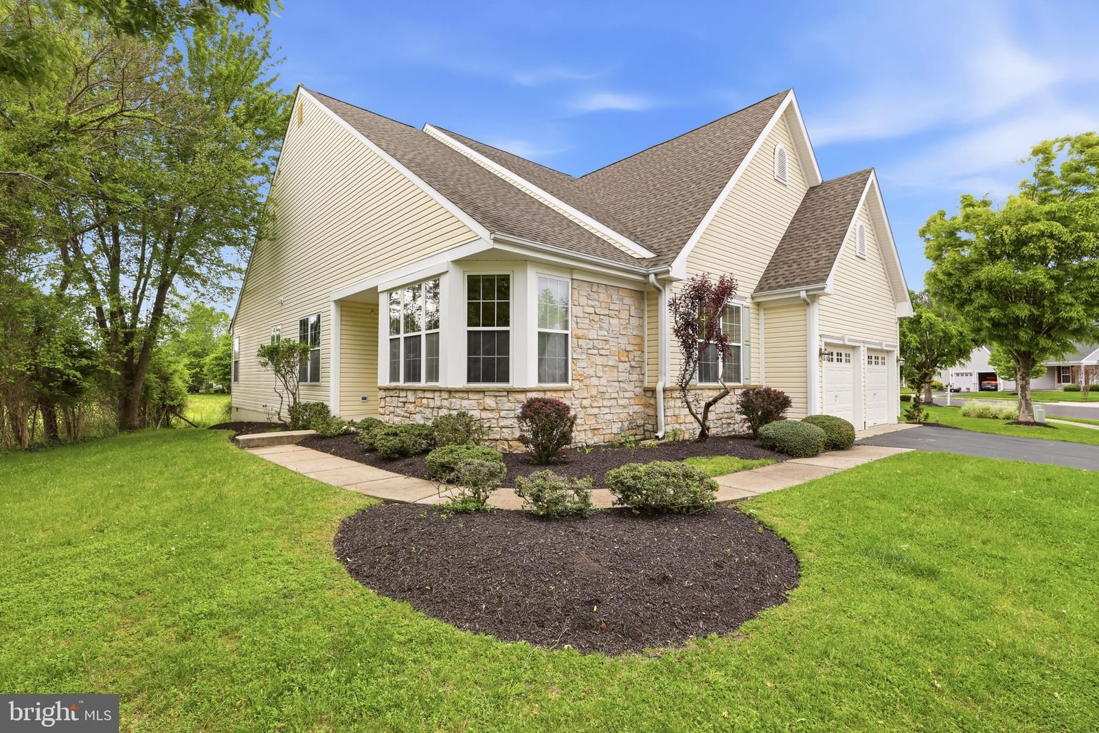 5 HIBISCUS DR, MARLTON 08053, NJ
