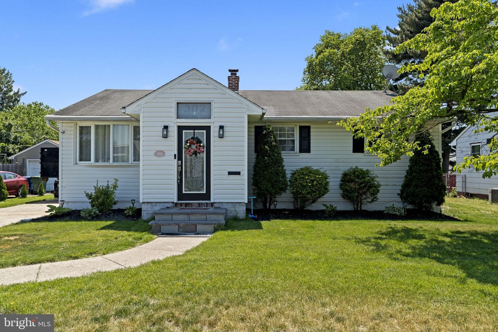 302 W HENRY ST, PALMYRA 08065, NJ