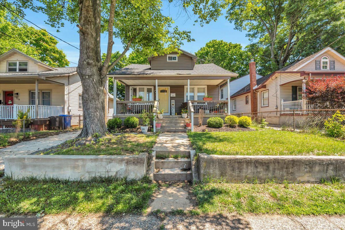 315 N FORKLANDING RD, MAPLE SHADE 08052, NJ