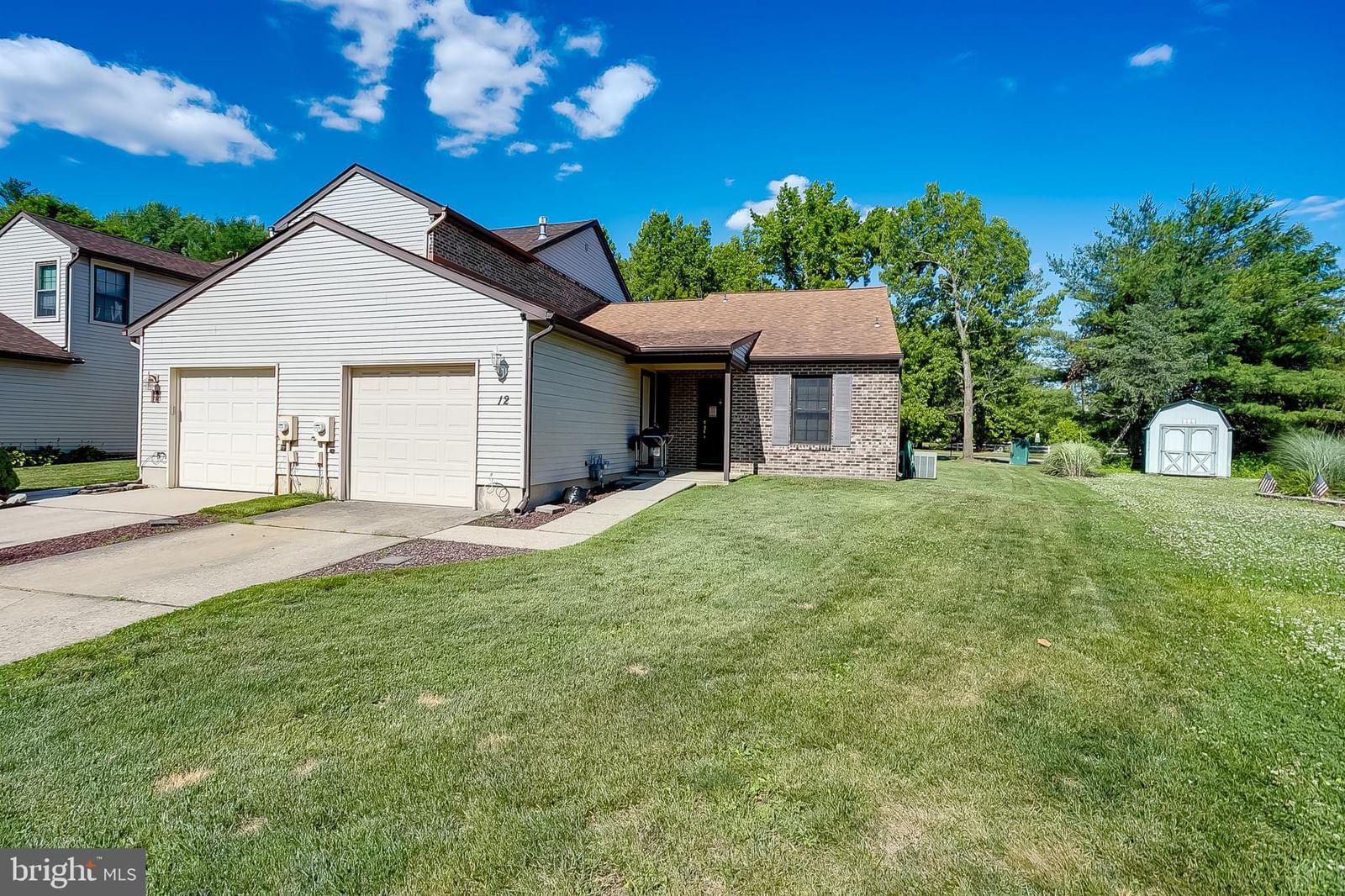 12 E OLEANDER DR, MOUNT LAUREL 08054, NJ