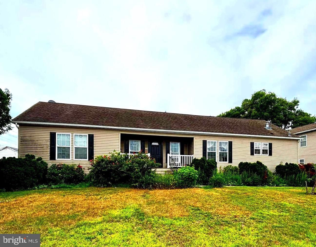 561 INMAN AVE, CINNAMINSON 08077, NJ