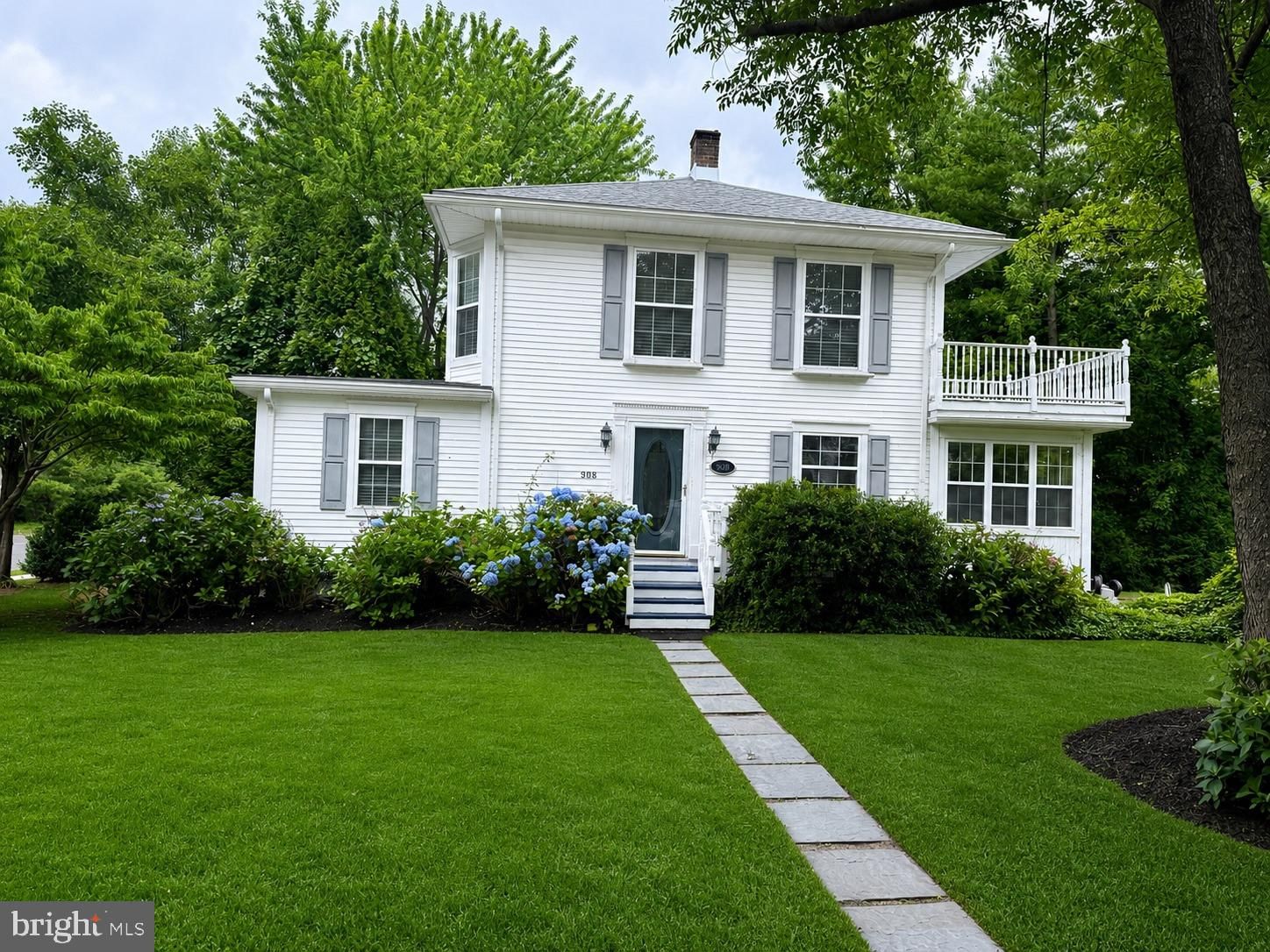 908 UNION MILL RD, MT LAUREL 08054, NJ