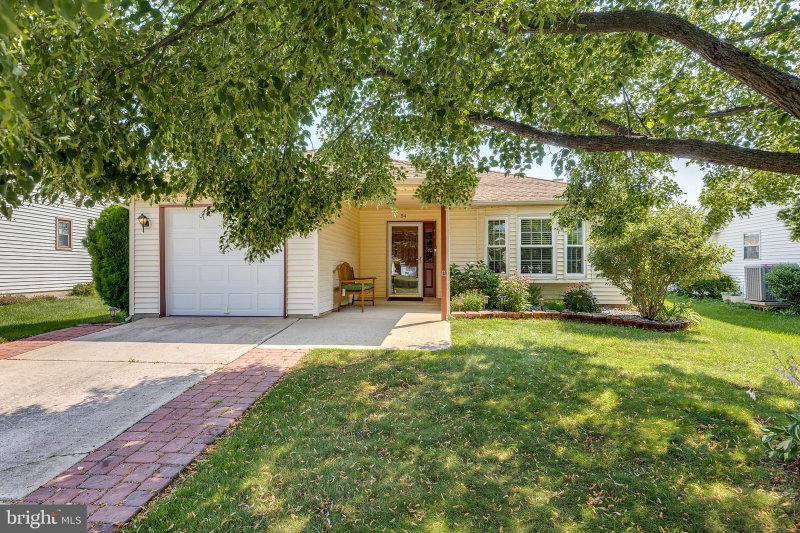 54 HORSESHOE LANE