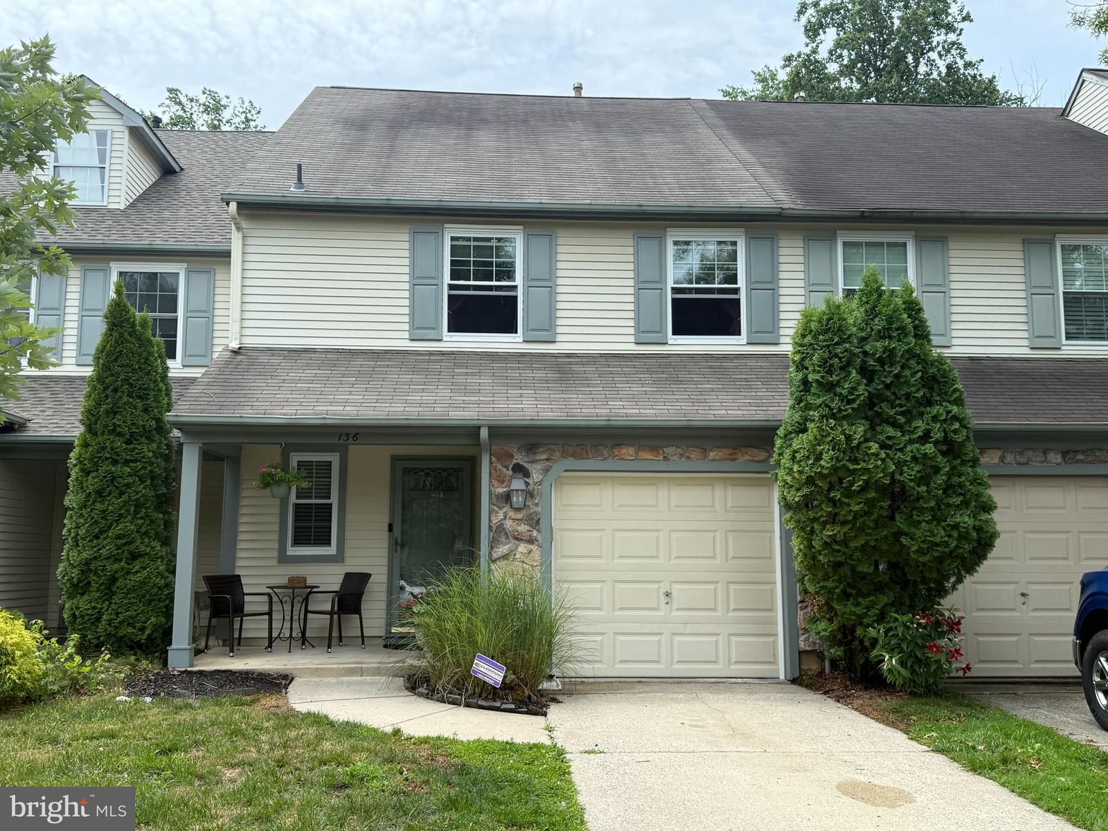 136 LAMPLIGHTER CT, MARLTON 08053, NJ