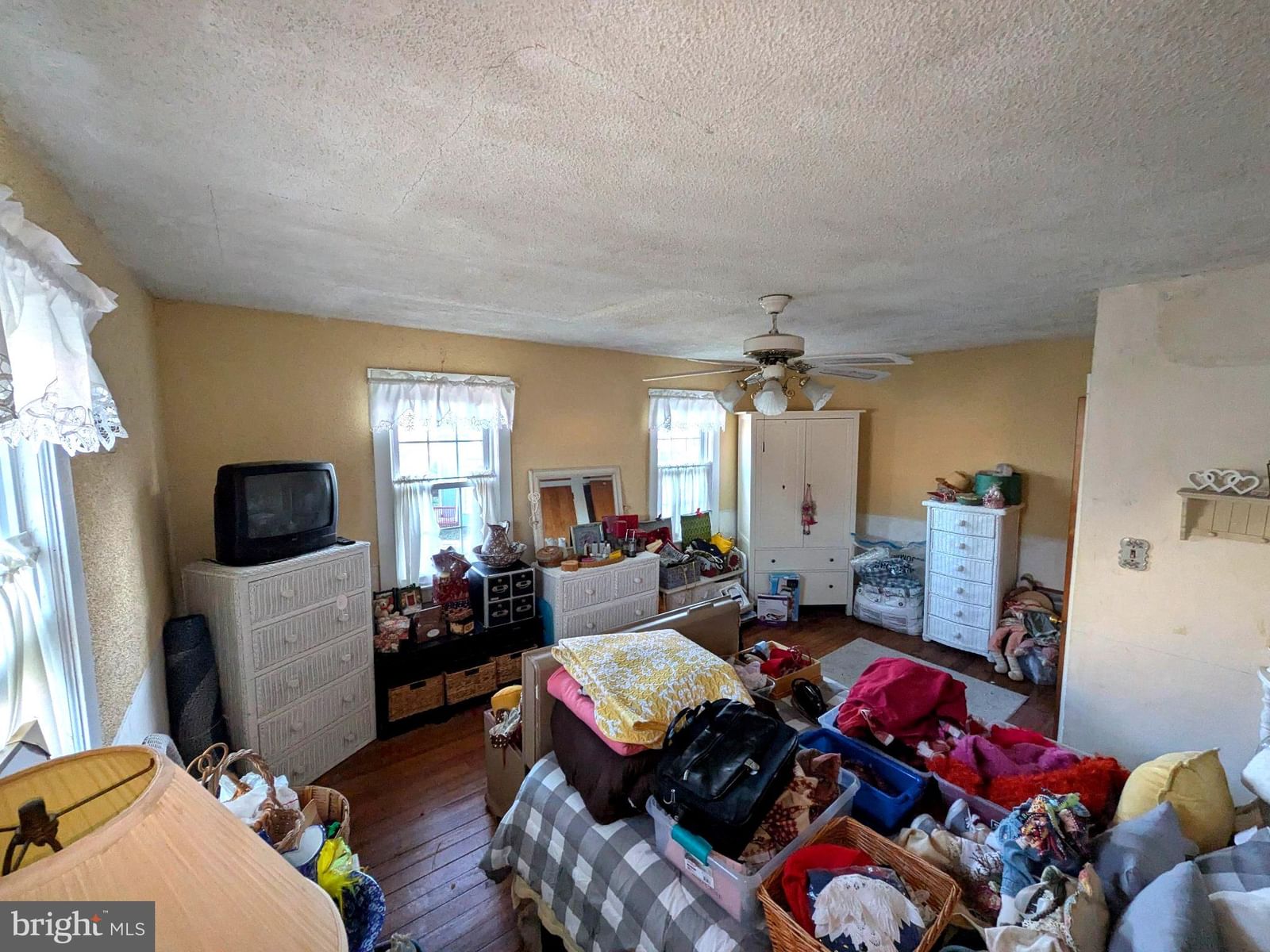 303 NEW BROADWAY, BROOKLAWN 08030, NJ