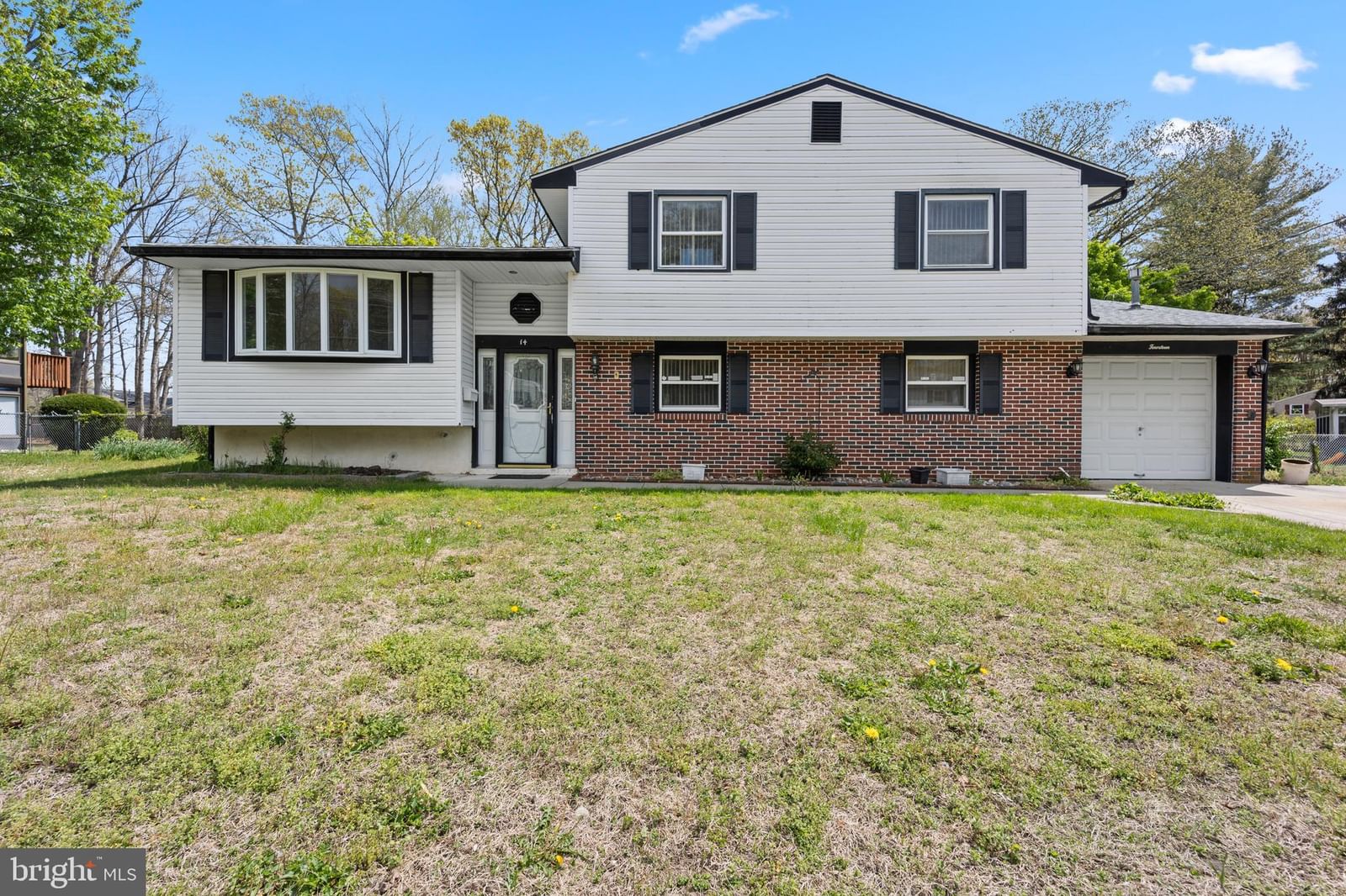 14 BRIARCLIFF RD, ATCO 08004, NJ