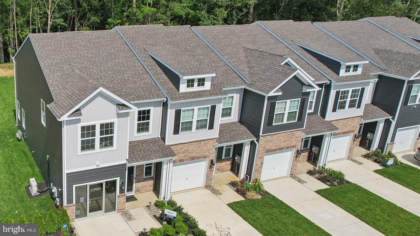 5 WHALER DRIVE, RUNNEMEDE 08078, NJ