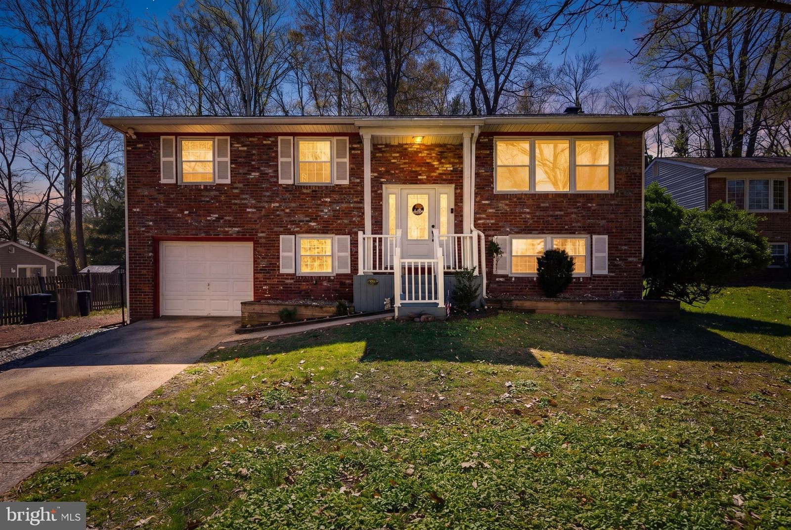 583 LAKE BLVD, LINDENWOLD 08021, NJ