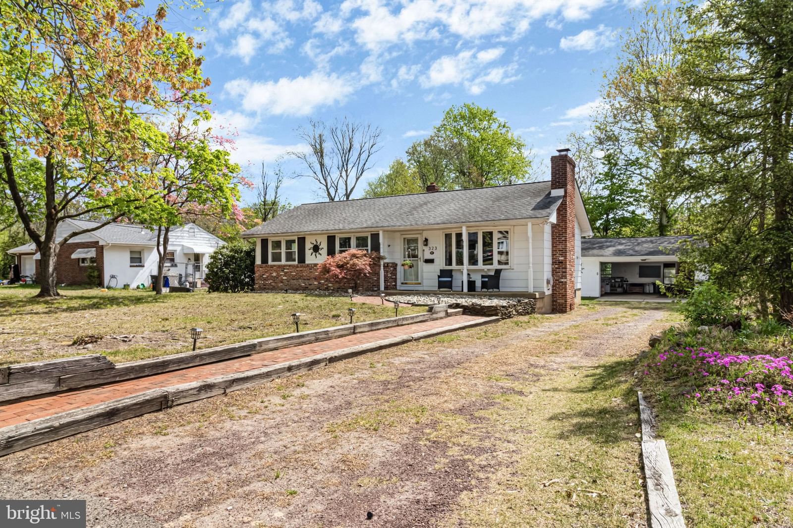 323 CHESTNUT AVE, LINDENWOLD 08021, NJ