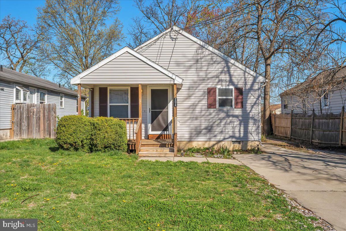 104 PARK AVE, SOMERDALE 08083, NJ