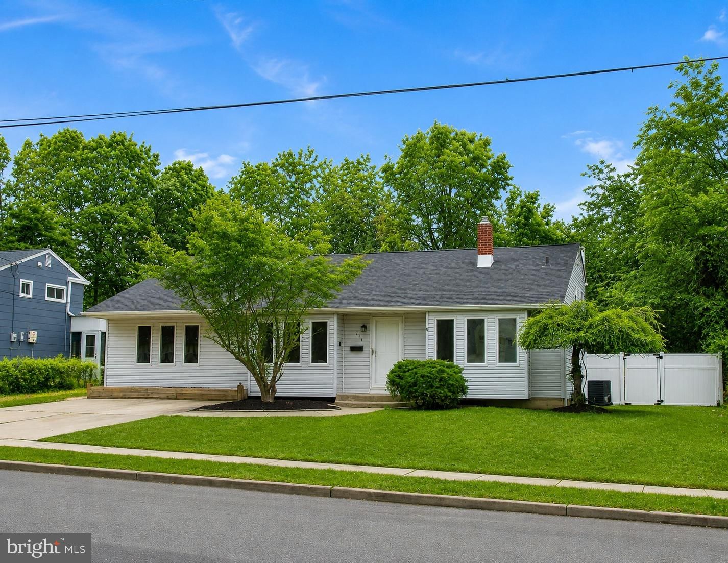914 ASTON MARTIN DR, LINDENWOLD 08021, NJ