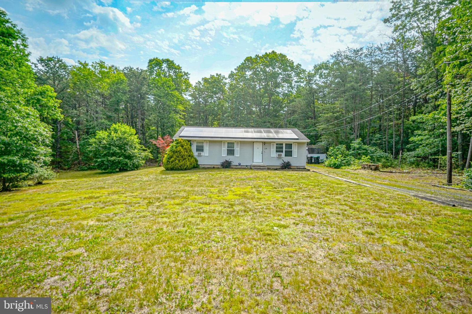 226 VINEYARD RD, ATCO 08004, NJ