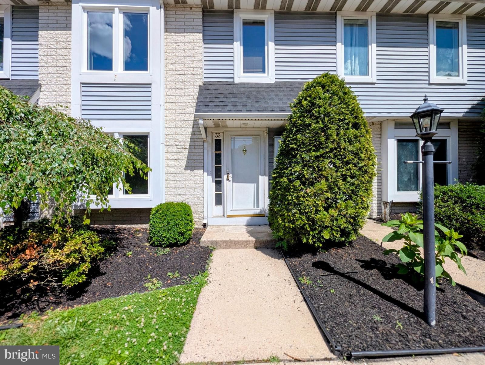 32 APPLEY CT, CHERRY HILL 08002, NJ