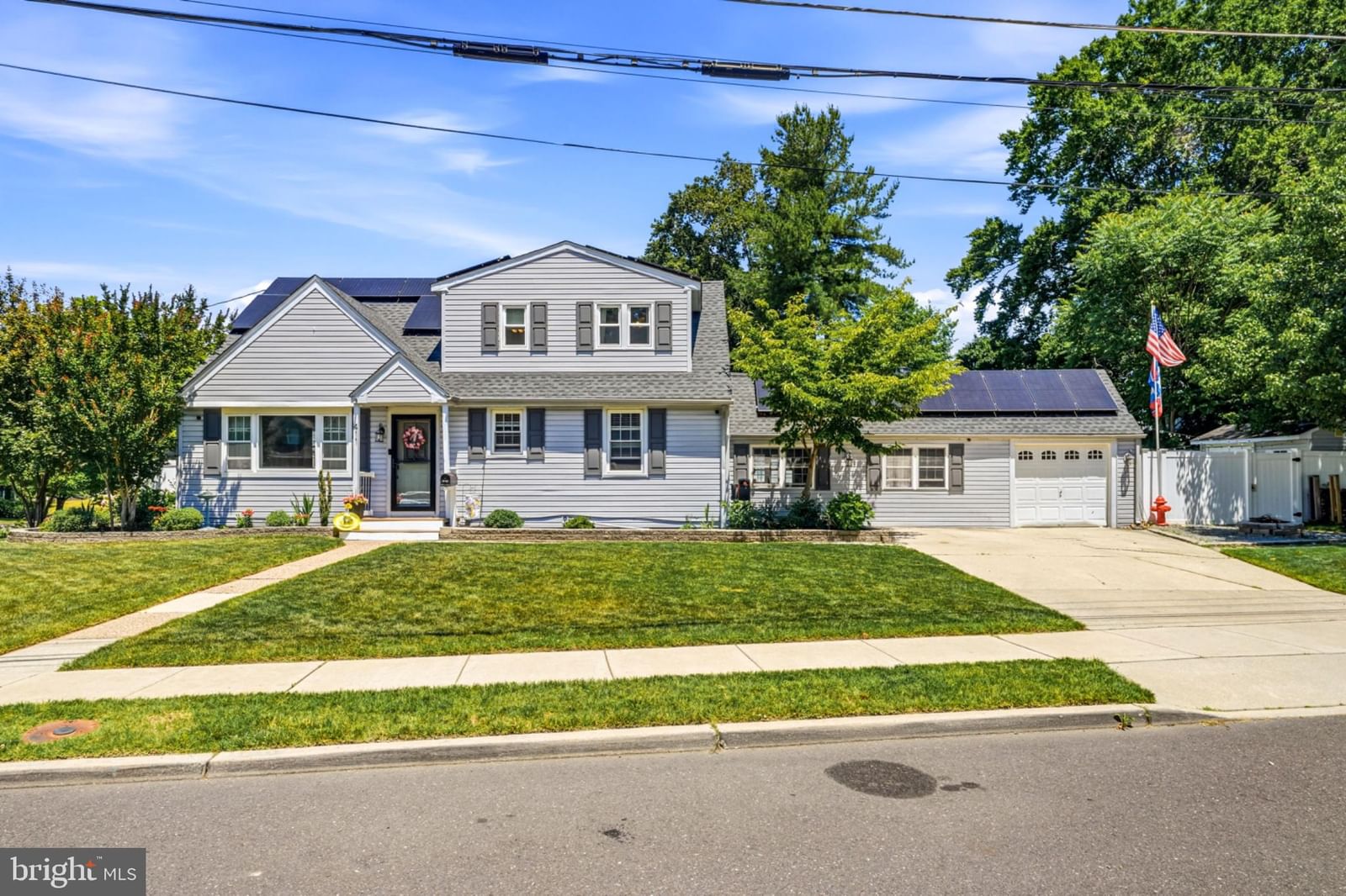 411 W CEDAR AVE, OAKLYN 08107, NJ