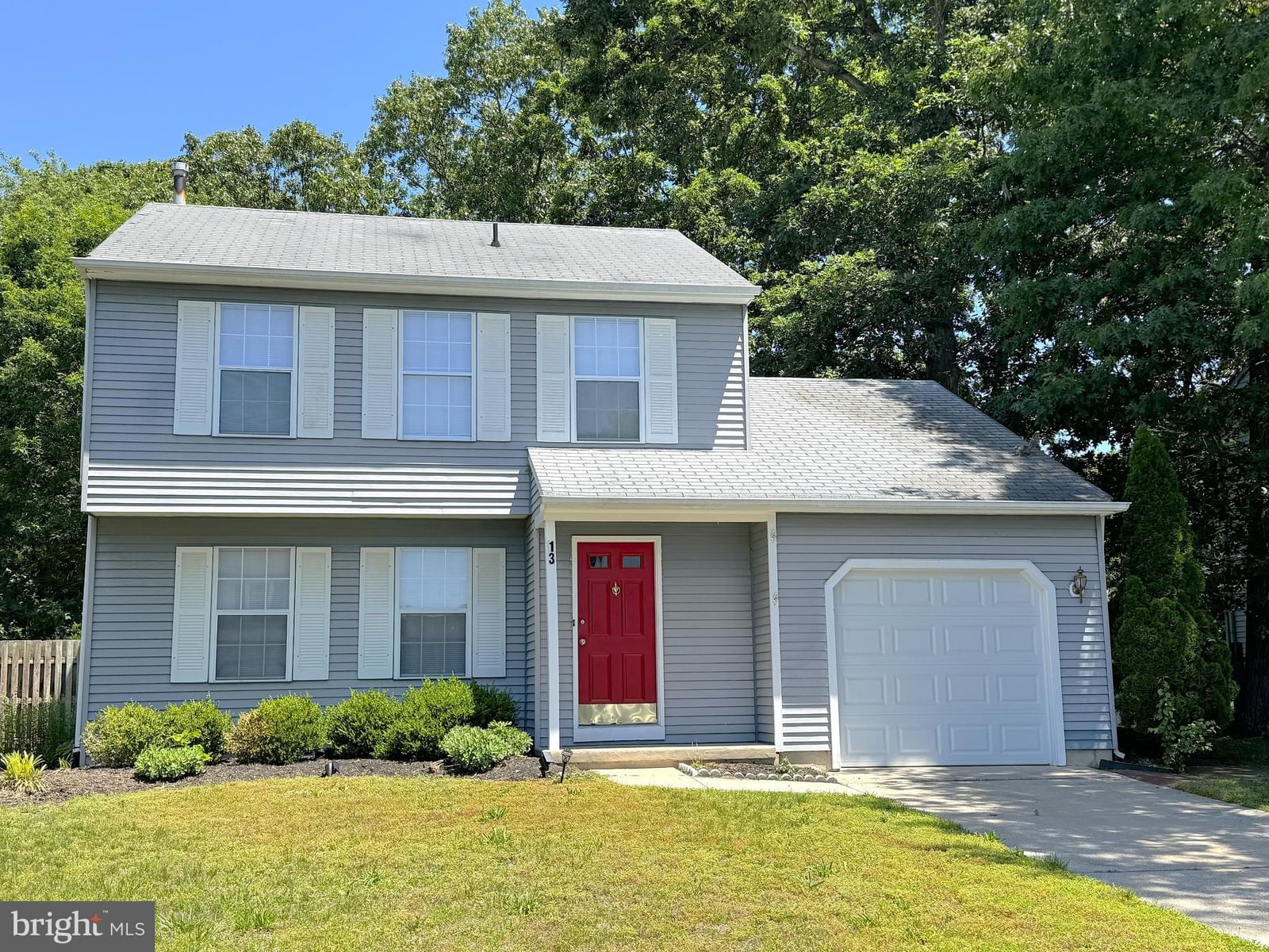 13 BREARLY DR, SICKLERVILLE 08081, NJ