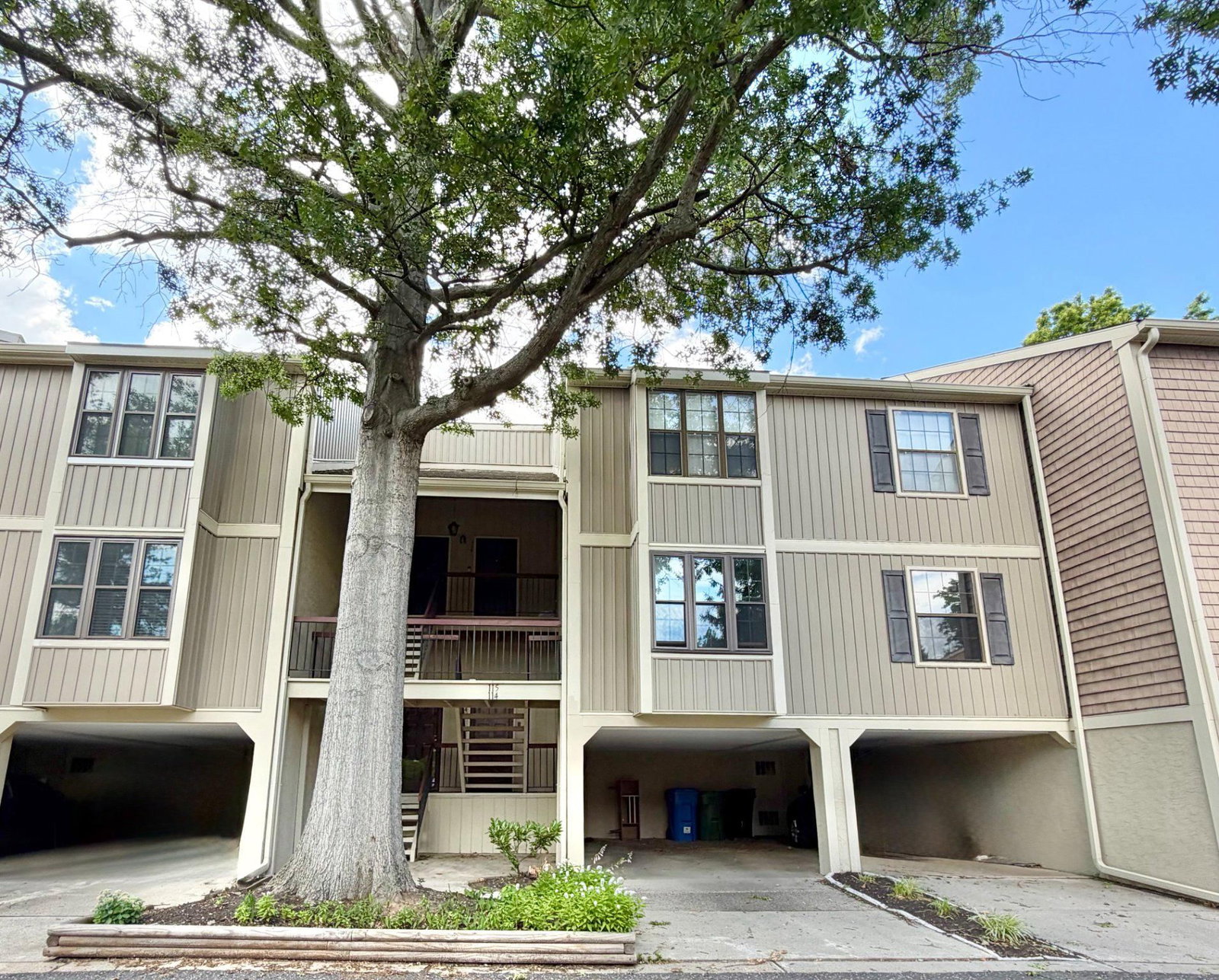 115 KINGS CROFT, CHERRY HILL 08034, NJ