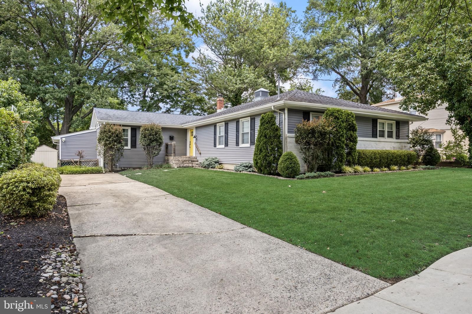613 MAPLE AVE, AUDUBON 08106, NJ