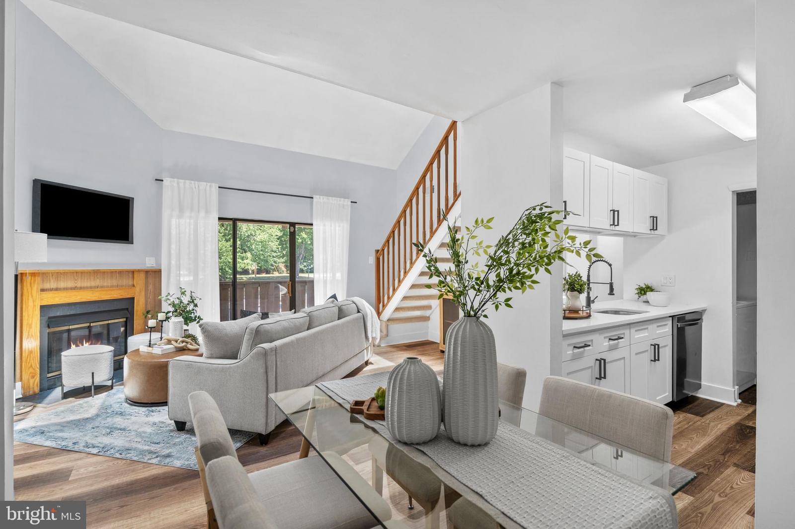 606 THE WOODS, CHERRY HILL 08003, NJ