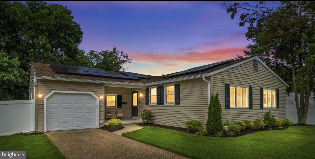 1 HAMILTON DR, CLEMENTON 08021, NJ
