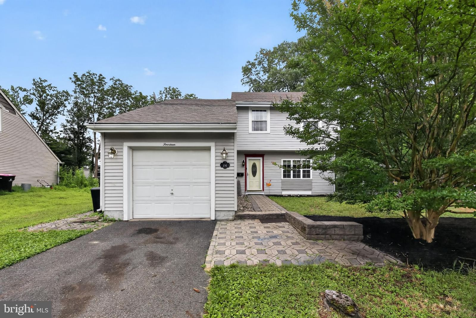14 CRABAPPLE CT, BLACKWOOD 08012, NJ