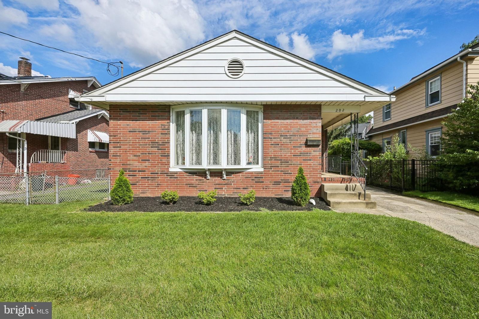 202 STRATFORD AVE, HADDON TOWNSHIP 08108, NJ