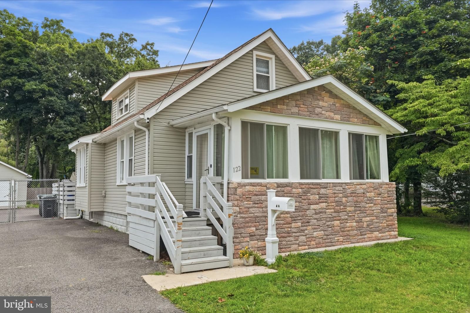 122 W BRANCH AVE, PINE HILL 08021, NJ