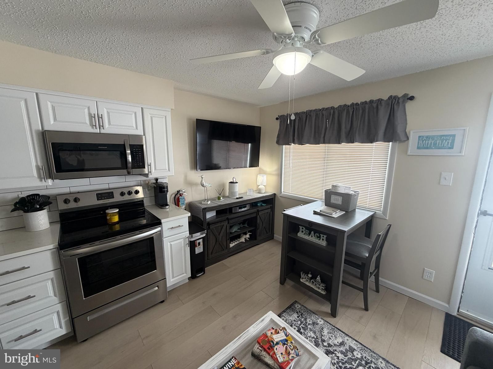 500 E 13TH AVENUE #203 photograph
