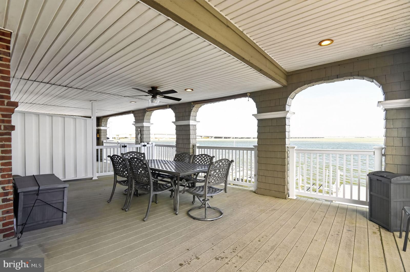 401 BAYFRONT BAY photograph