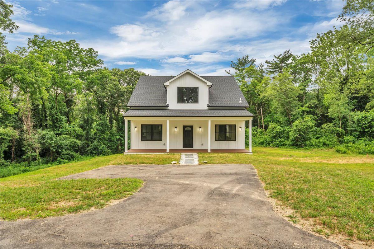 2031 KONRAD AVE, DEPTFORD 08096, NJ