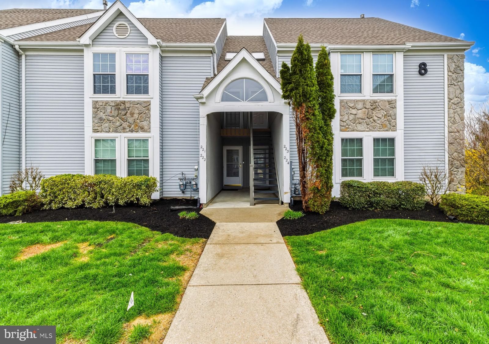 221 LORING CT, SEWELL 08080, NJ