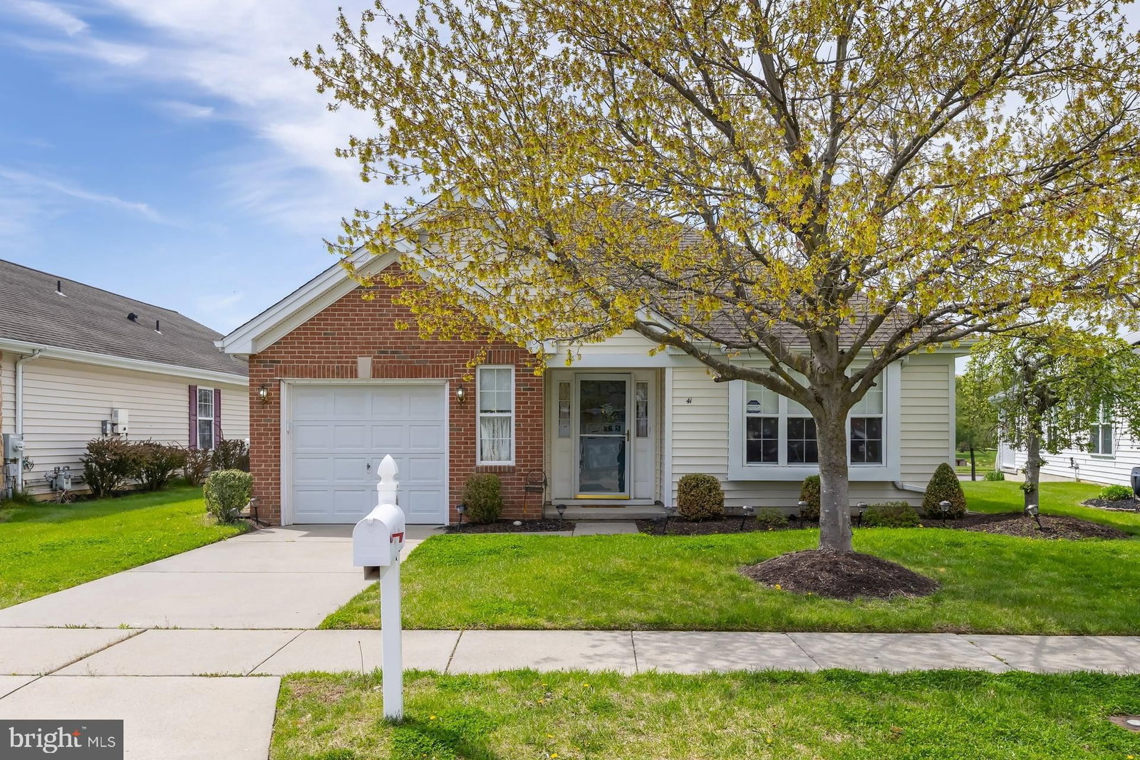 41 GRANDVIEW PL, SEWELL 08080, NJ