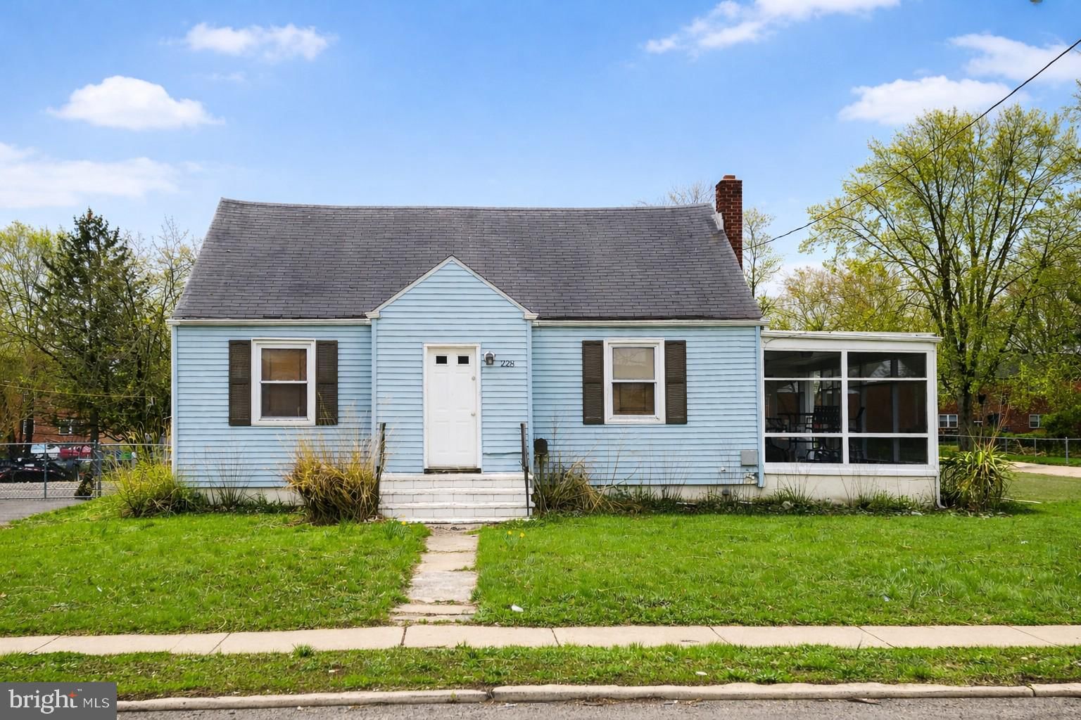 228 E NEW ST E, GLASSBORO 08028, NJ