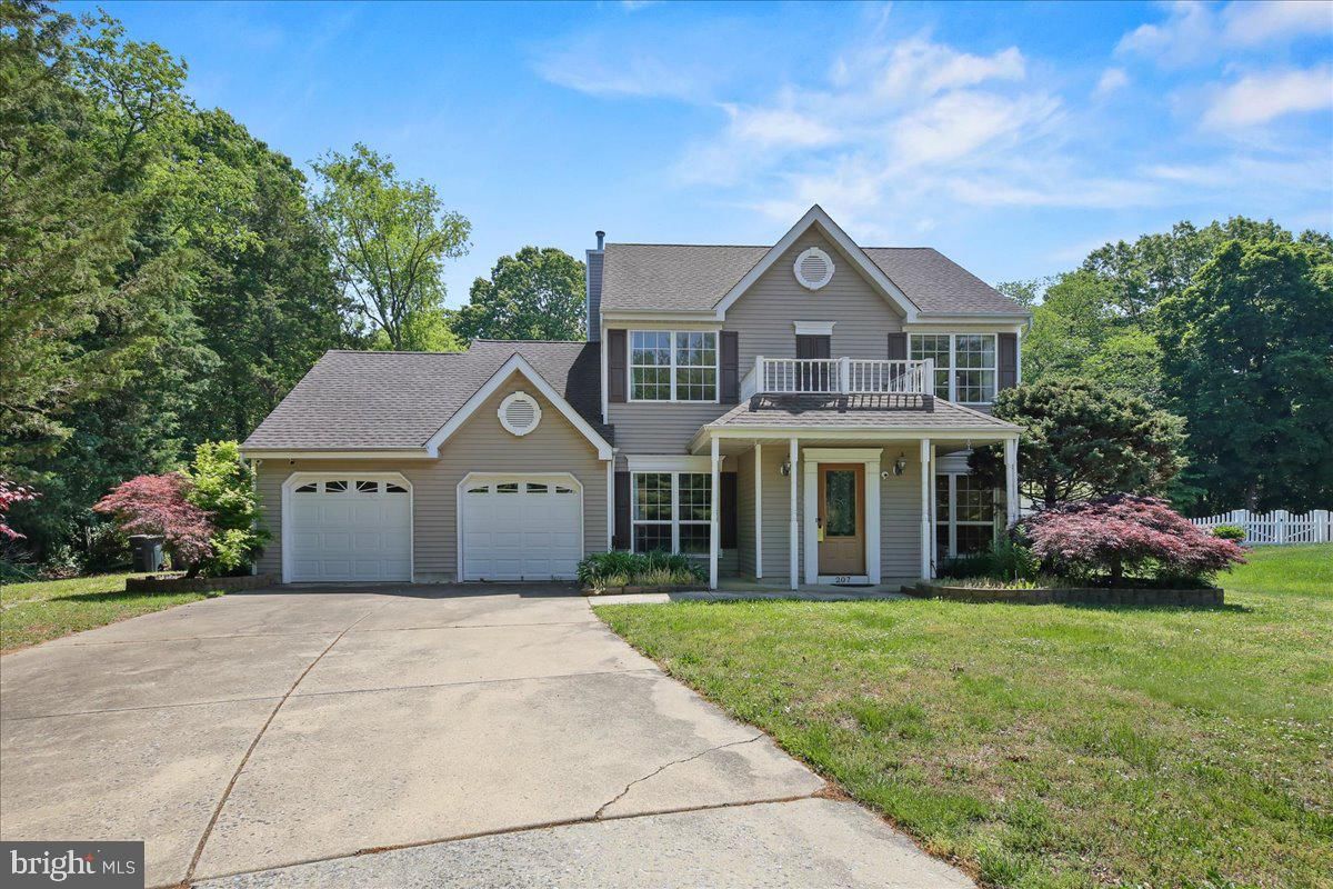 207 DICKENS CT, WILLIAMSTOWN 08094, NJ