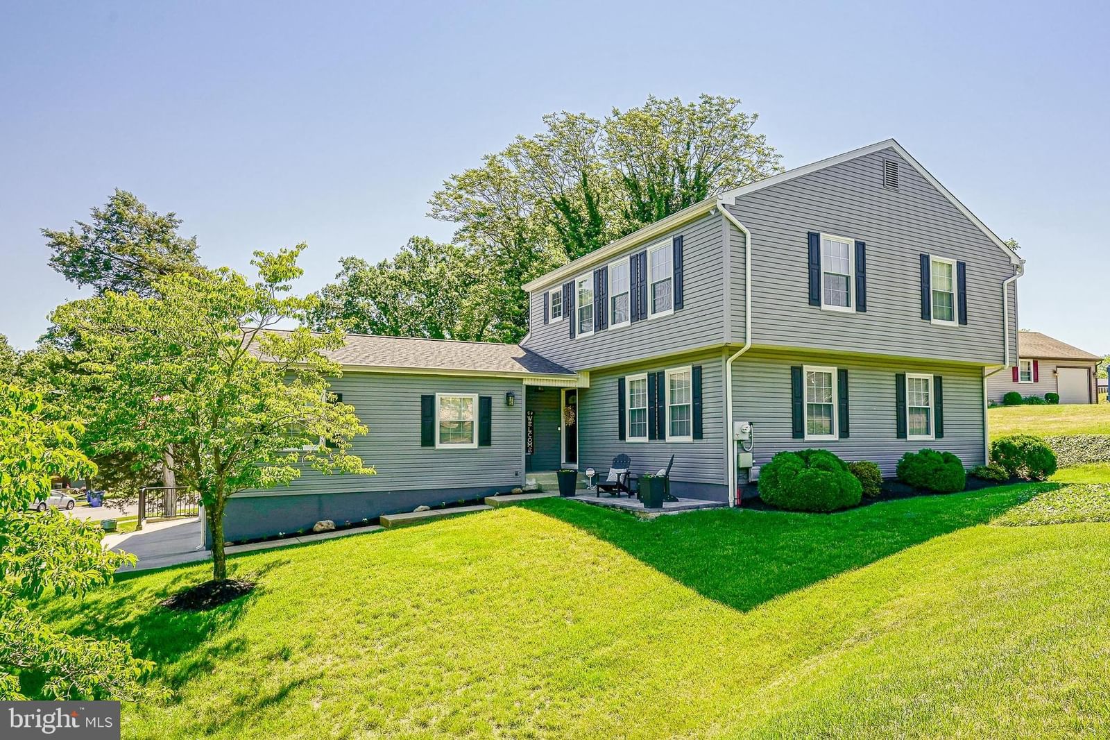 1794 WITHERSPOON CT, TURNERSVILLE 08012, NJ