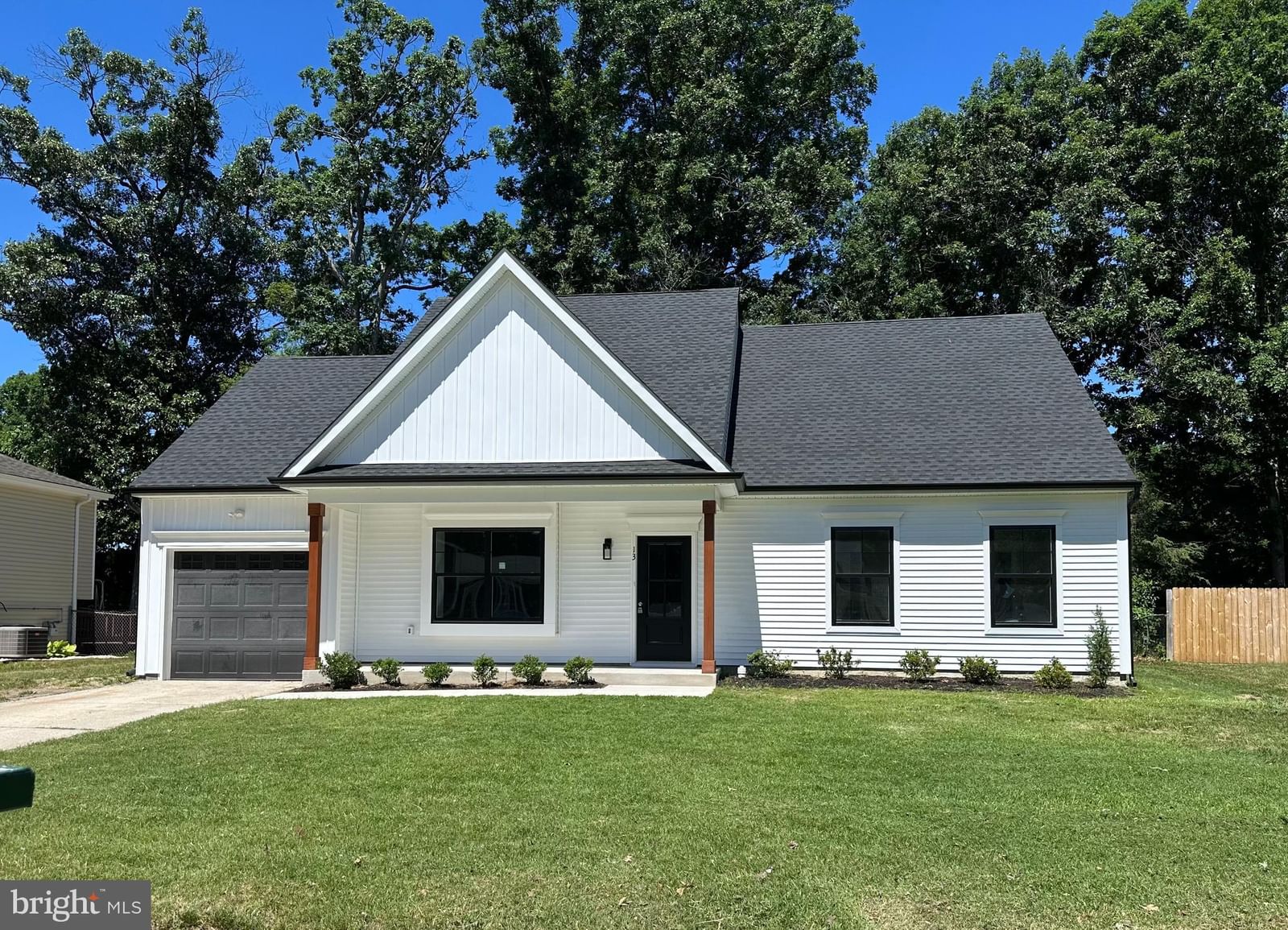 13 TRANQUILITY CT, SEWELL 08080, NJ