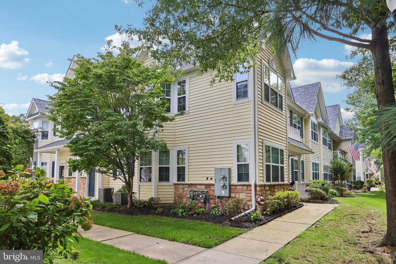48 PELICAN PLACE photograph