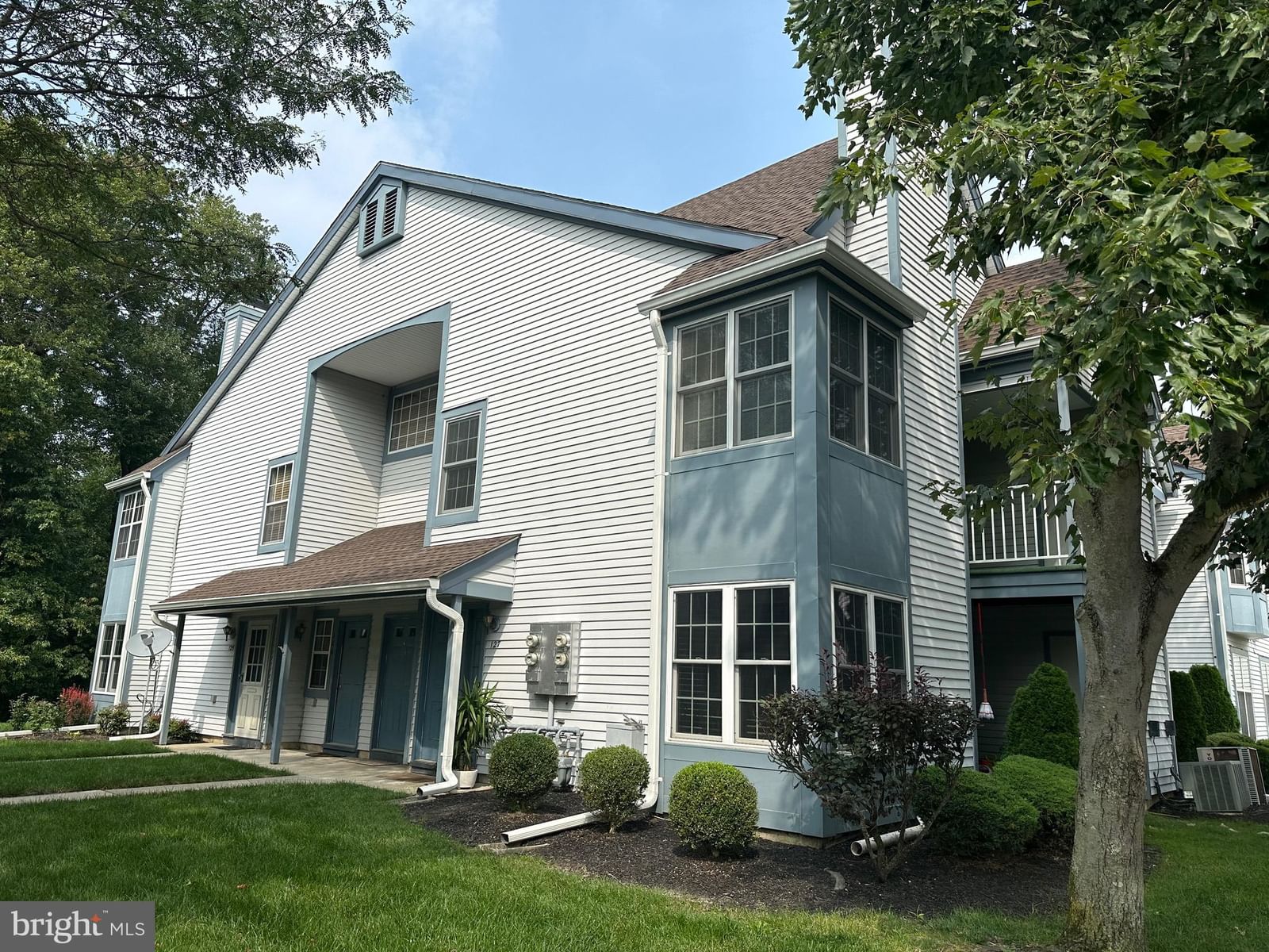 128 ANDOVER PL, ROBBINSVILLE 08691, NJ